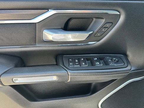 Used 2025 RAM 1500 Laramie AWD/4WD image 12