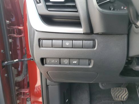 Certified 2025 Nissan Rogue SV AWD/4WD image 20