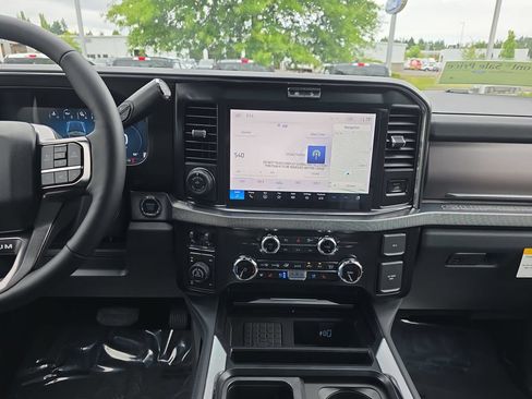 New 2026 Ford F250 Platinum w/ Tremor Off-Road Package AWD/4WD image 23