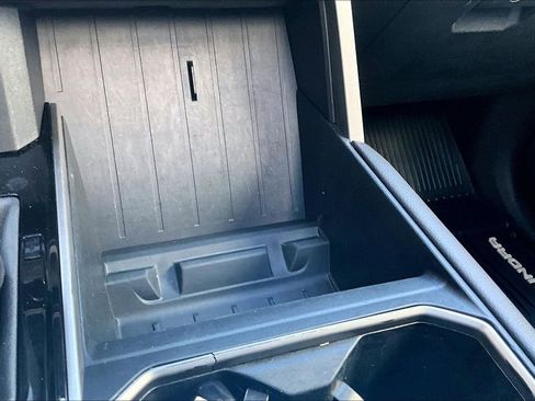 Used 2023 Toyota Tundra Limited image 17