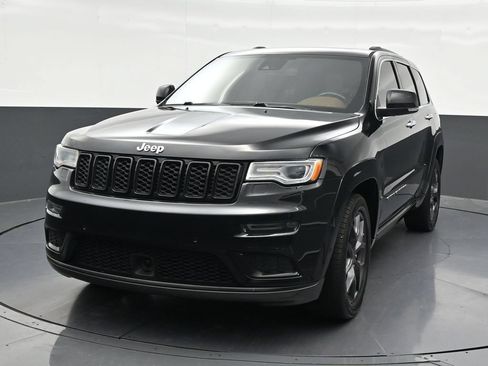 Used 2019 Jeep Grand Cherokee Summit w/ Trailer Tow Group IV RWD image 9