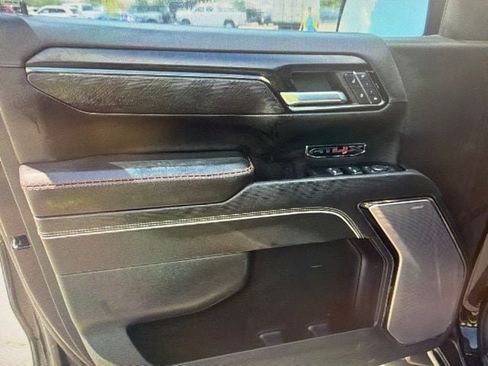 Used 2022 GMC Sierra 1500 AT4X AWD/4WD image 12