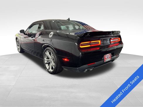Used 2022 Dodge Challenger GT w/ Plus Package RWD image 6