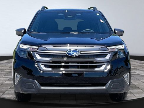 Certified 2025 Subaru Forester Premium w/ Convenience Package #1 AWD/4WD image 3