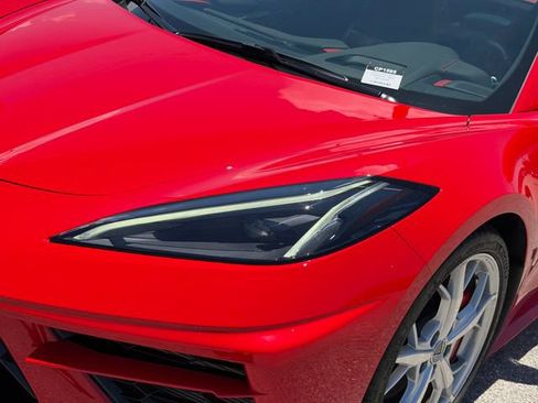 Used 2022 Chevrolet Corvette Stingray Premium Conv w/ Z51 Performance Package RWD image 12