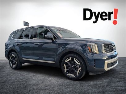 Certified 2025 Kia Telluride S