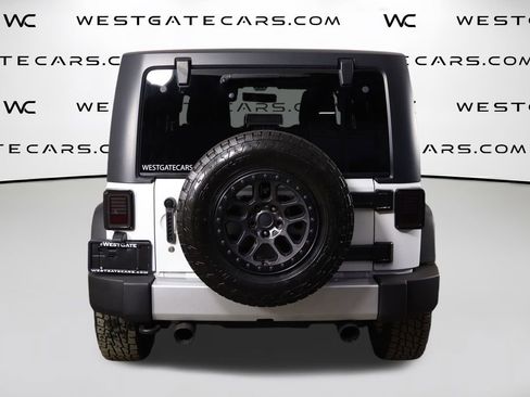 Used 2013 Jeep Wrangler Sport AWD/4WD image 4