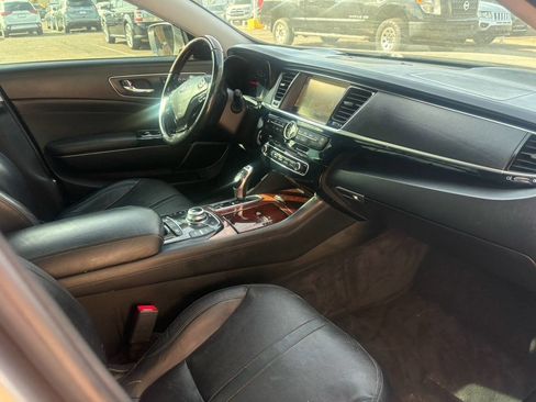 Used 2015 Kia K900 Premium w/ Interior Highline Package image 7