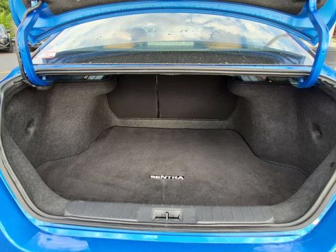 Used 2025 Nissan Sentra SV w/ SV Premium Package FWD image 25