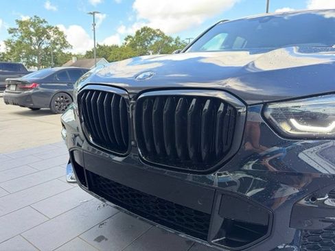 Used 2023 BMW X5 sDrive40i w/ M Sport Package RWD image 2