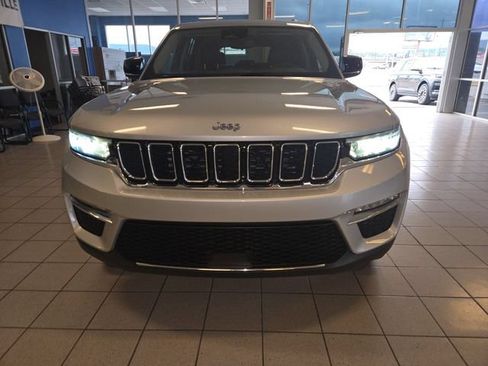 Used 2024 Jeep Grand Cherokee Limited 4xe AWD/4WD image 3
