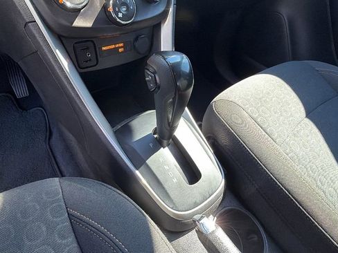 Used 2022 Chevrolet Trax LS w/ Tint and Cruise Package image 23