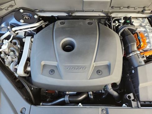 New 2026 Volvo XC90 T8 Plus image 19