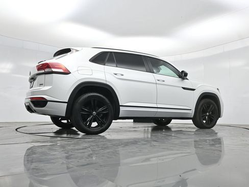 Used 2023 Volkswagen Atlas Cross Sport SEL R-Line AWD/4WD image 54