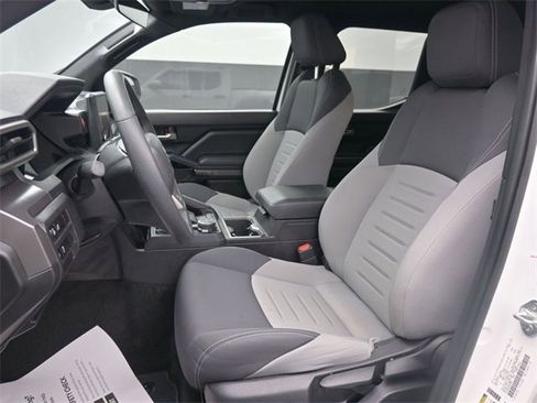 Used 2024 Toyota Tacoma TRD Off-Road image 12