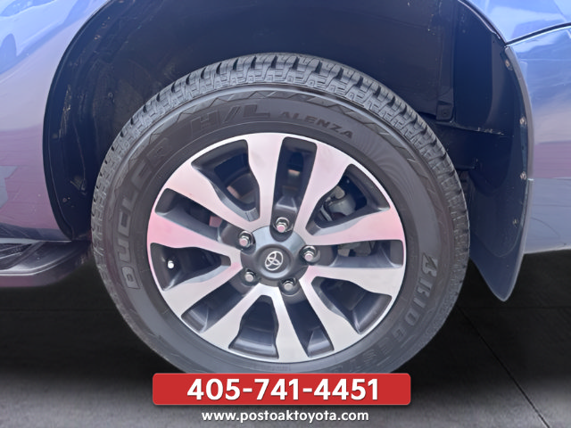 Used 2018 Toyota Sequoia SR5 w/ Premium Package AWD/4WD image 39