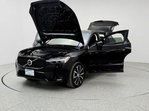 Used 2023 Volvo XC60 B5 Plus w/ Climate Package image 9