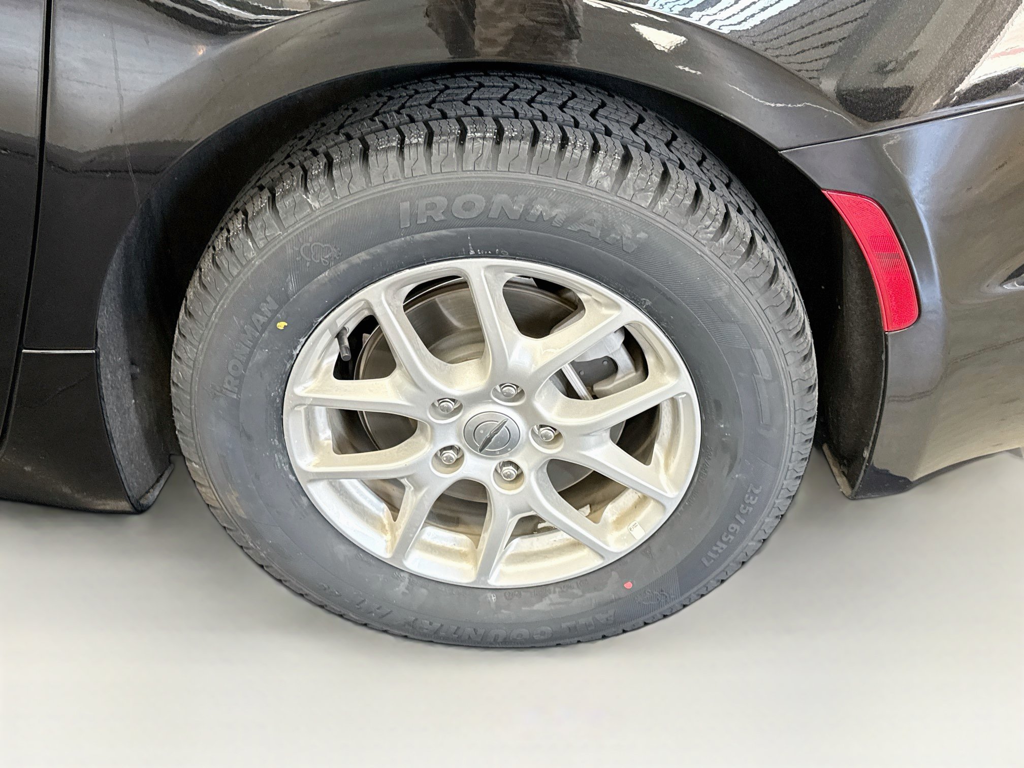 Used 2025 Chrysler Pacifica Select FWD image 11