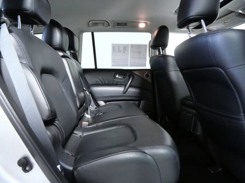 Used 2024 Nissan Armada SL AWD/4WD image 13