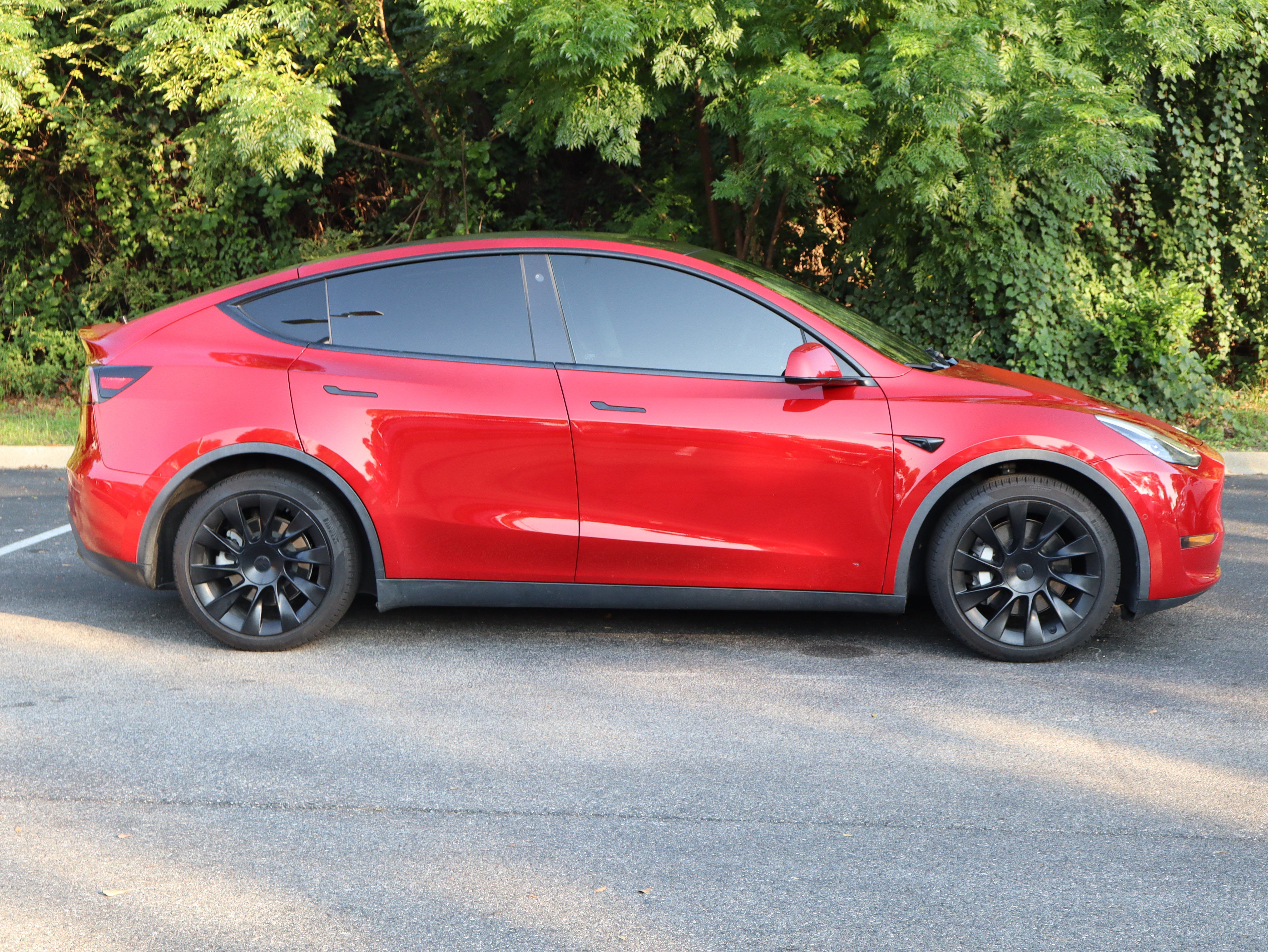 Used 2021 Tesla Model Y Long Range AWD/4WD image 10