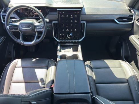Used 2024 GMC Acadia Denali AWD/4WD image 21