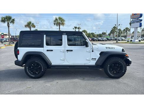 Used 2021 Jeep Wrangler Unlimited Sport AWD/4WD image 7