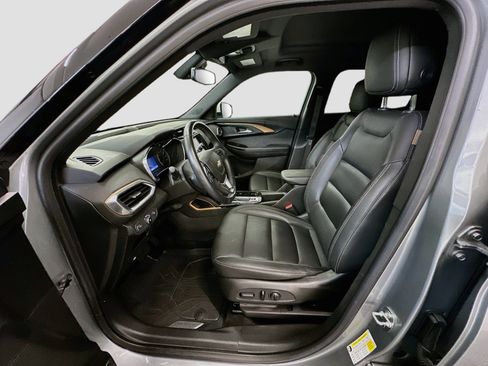 Used 2023 Chevrolet TrailBlazer ACTIV w/ Sun and Liftgate Package AWD/4WD image 13