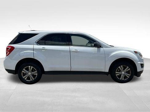 Used 2016 Chevrolet Equinox LS FWD image 7
