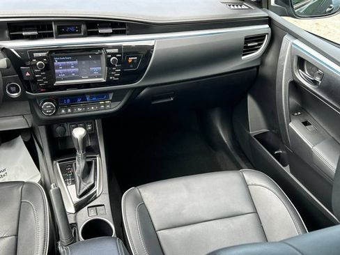 Used 2015 Toyota Corolla LE Premium FWD image 40