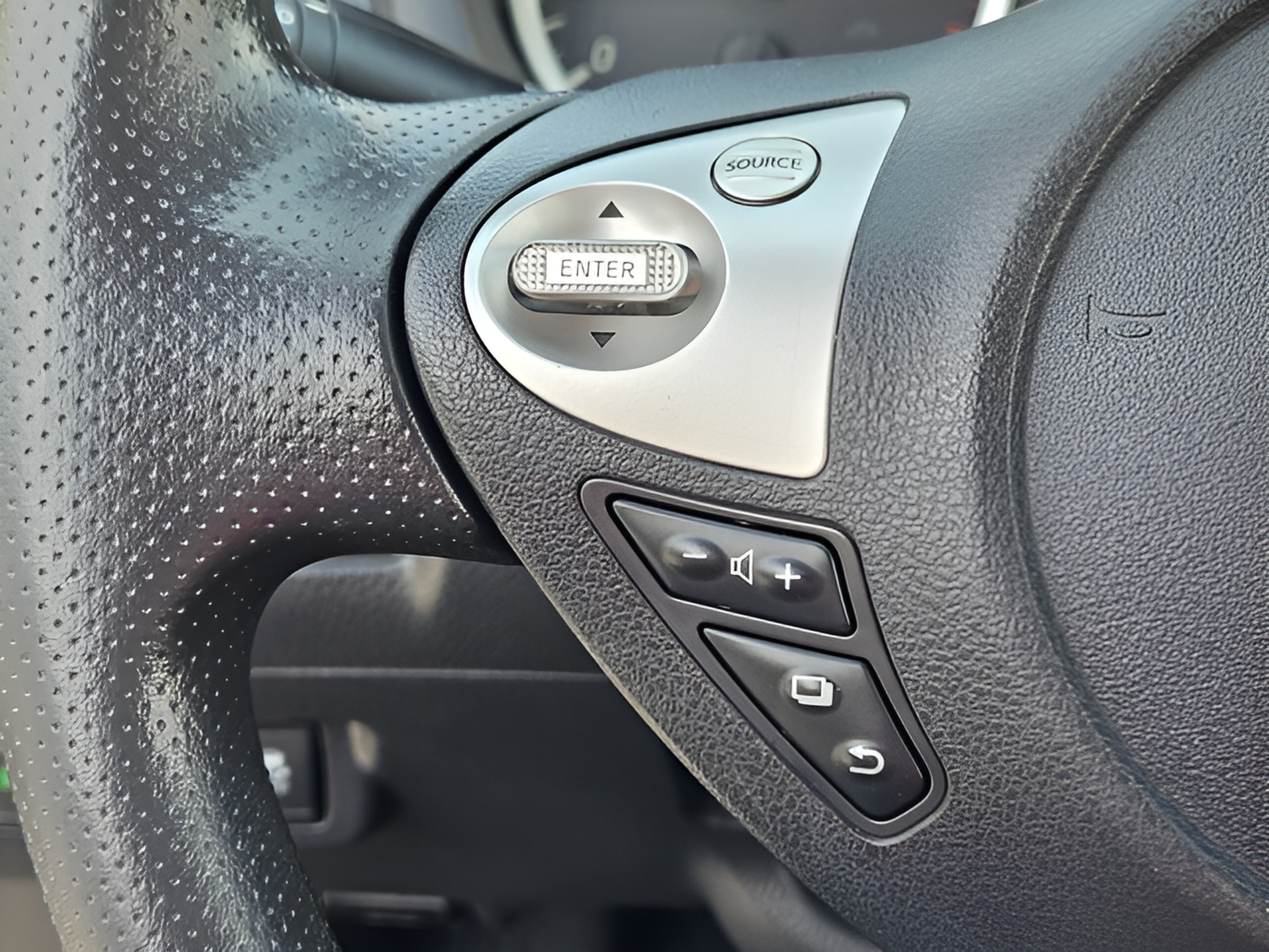Used 2019 Nissan Sentra S FWD image 23