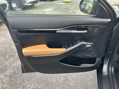 Used 2024 Kia Seltos SX image 13