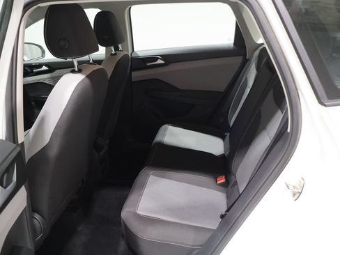 Used 2022 Volkswagen Taos S FWD image 18