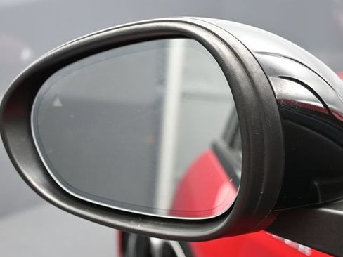 Used 2023 Alfa Romeo Giulia Veloce RWD image 13
