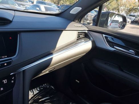 Used 2025 Cadillac XT5 Premium Luxury w/ Technology Package image 24