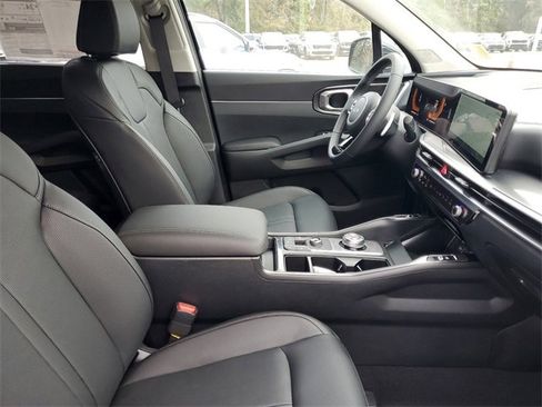 New 2025 Kia Sorento EX image 35