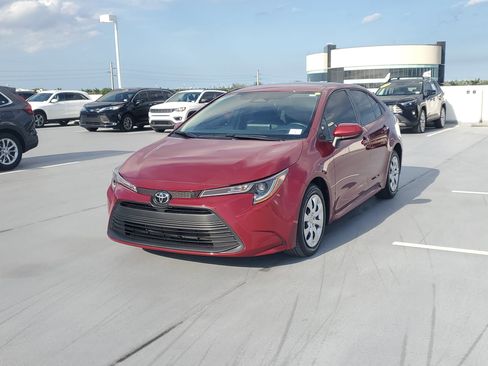 Certified 2024 Toyota Corolla LE FWD image 7