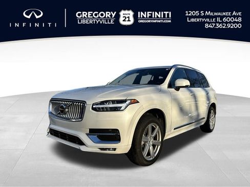 Used 2024 Volvo XC90 B5 Core image 1