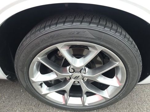 Used 2021 Dodge Challenger SXT w/ Plus Package image 4