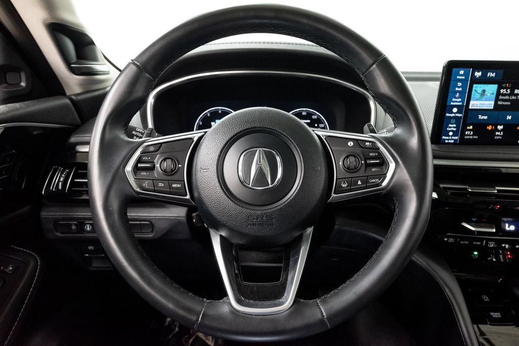 Used 2025 Acura MDX w/ Technology Package AWD/4WD image 15