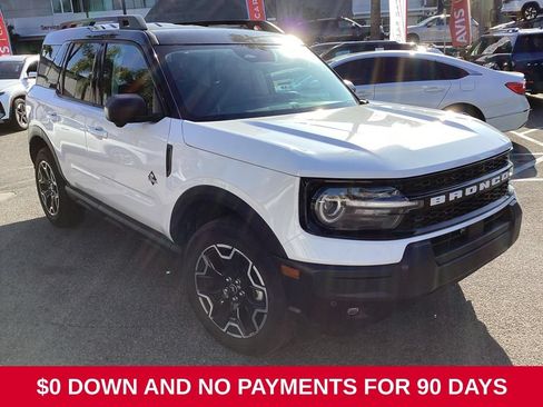 Used 2025 Ford Bronco Sport Outer Banks w/ Outer Banks Tech Package+ AWD/4WD image 3