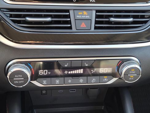 New 2025 Nissan Altima 2.5 SR image 22