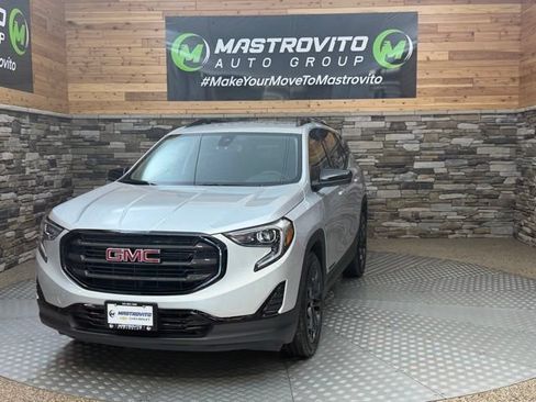 Used 2021 GMC Terrain SLE w/ Driver Convenience Package AWD/4WD image 4