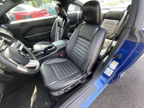 Used 2006 Ford Mustang GT RWD image 8