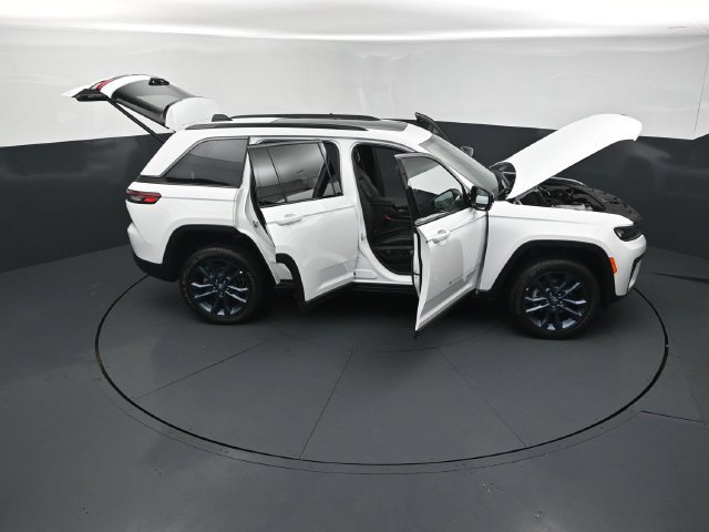 New 2026 Jeep Grand Cherokee Limited AWD/4WD image 30