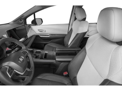 New 2026 Toyota Sienna XSE FWD image 11