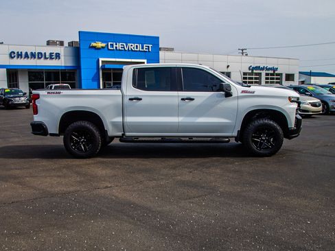 Used 2021 Chevrolet Silverado 1500 LT Trail Boss w/ Convenience Package II AWD/4WD image 8