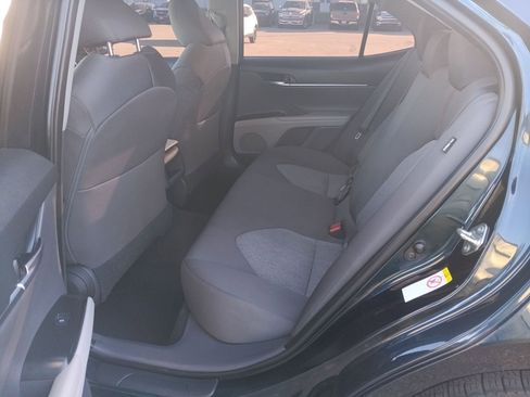 Used 2018 Toyota Camry L image 26