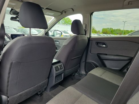Certified 2023 Nissan Rogue SV AWD/4WD image 14