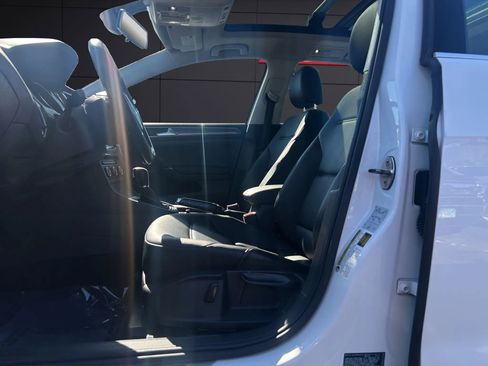 Used 2017 Volkswagen Golf Alltrack SEL image 12