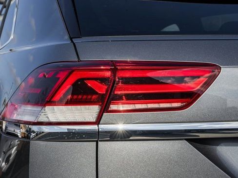 Used 2021 Volkswagen Atlas Cross Sport SEL image 8